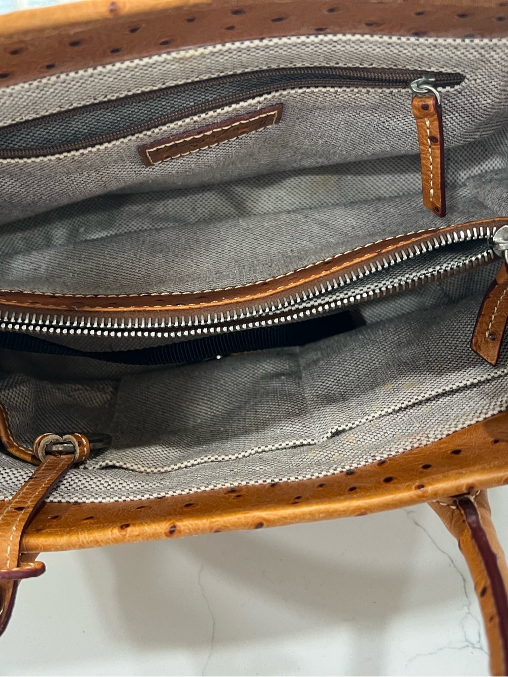 Dooney & Bourke Satchel Caramel Brown Ostrich Embossed Turn Lock Zip - Picture 5 of 9